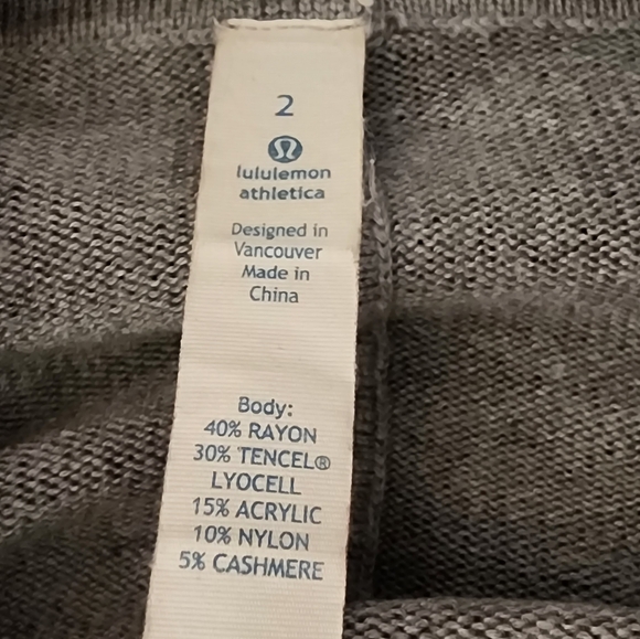 Lululemon Iconic Cahmere twist sweater - Picture 2 of 4